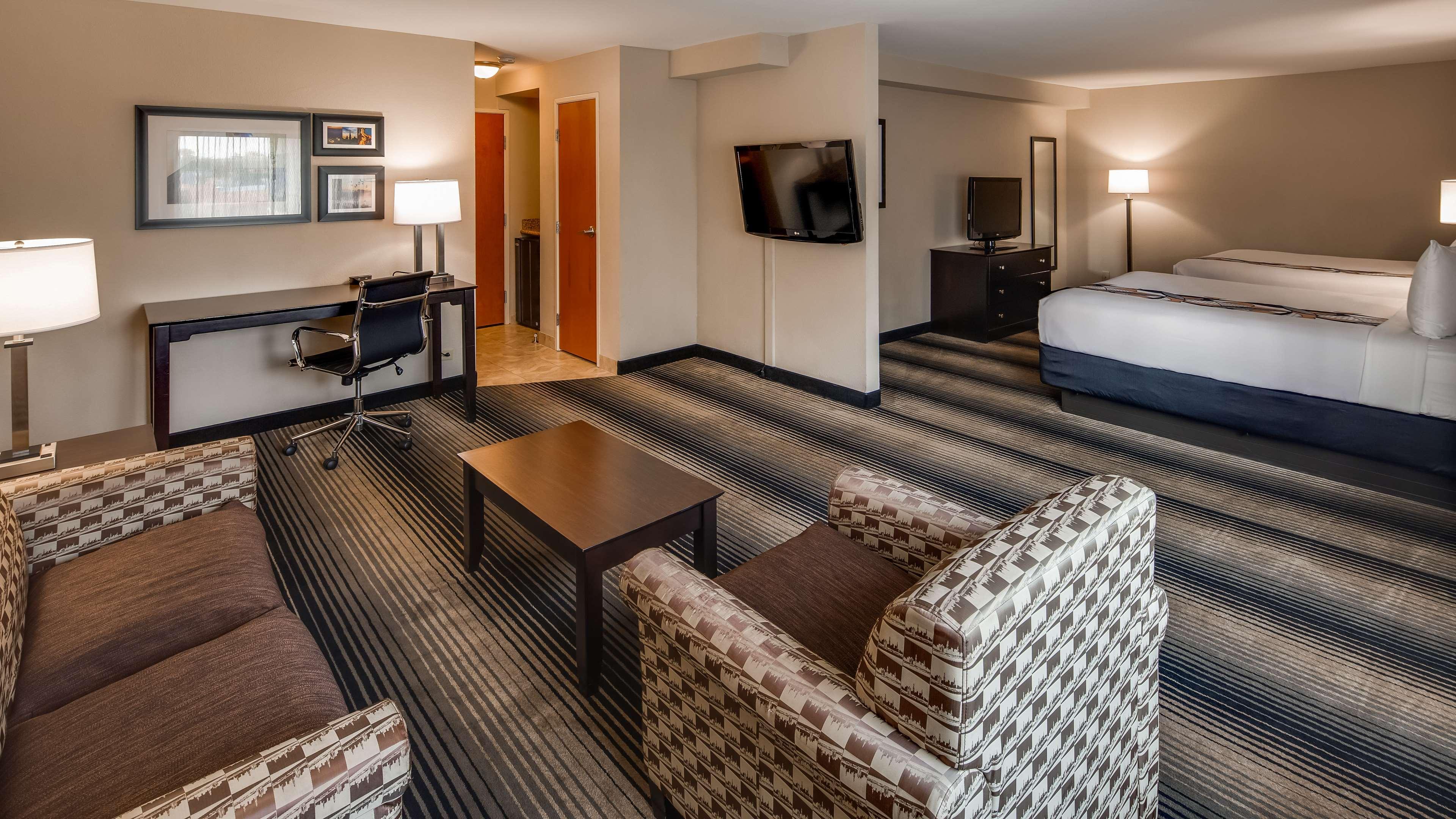 Best Western Plus Hyde Park Chicago Hotel Bagian luar foto