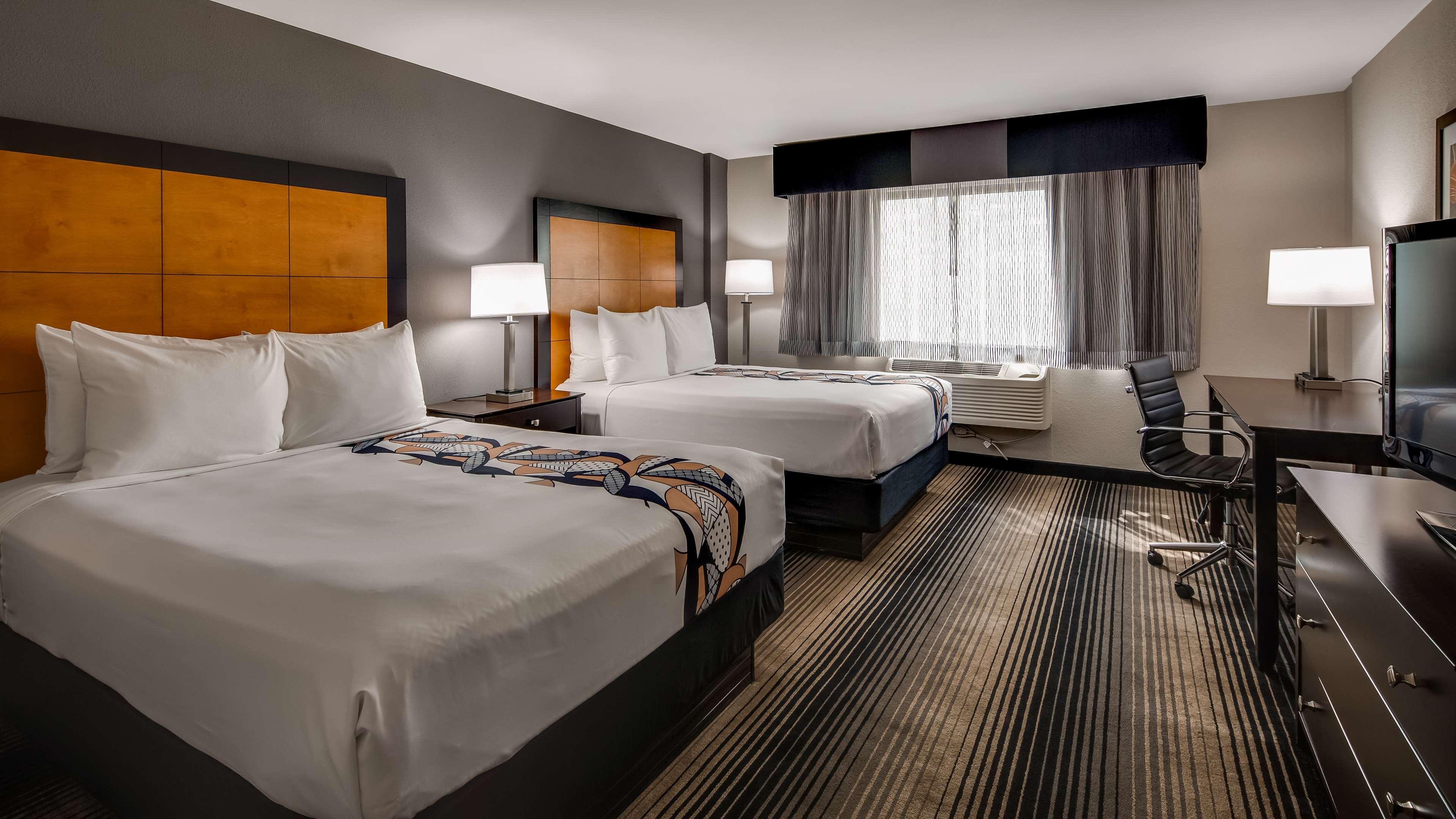 Best Western Plus Hyde Park Chicago Hotel Bagian luar foto