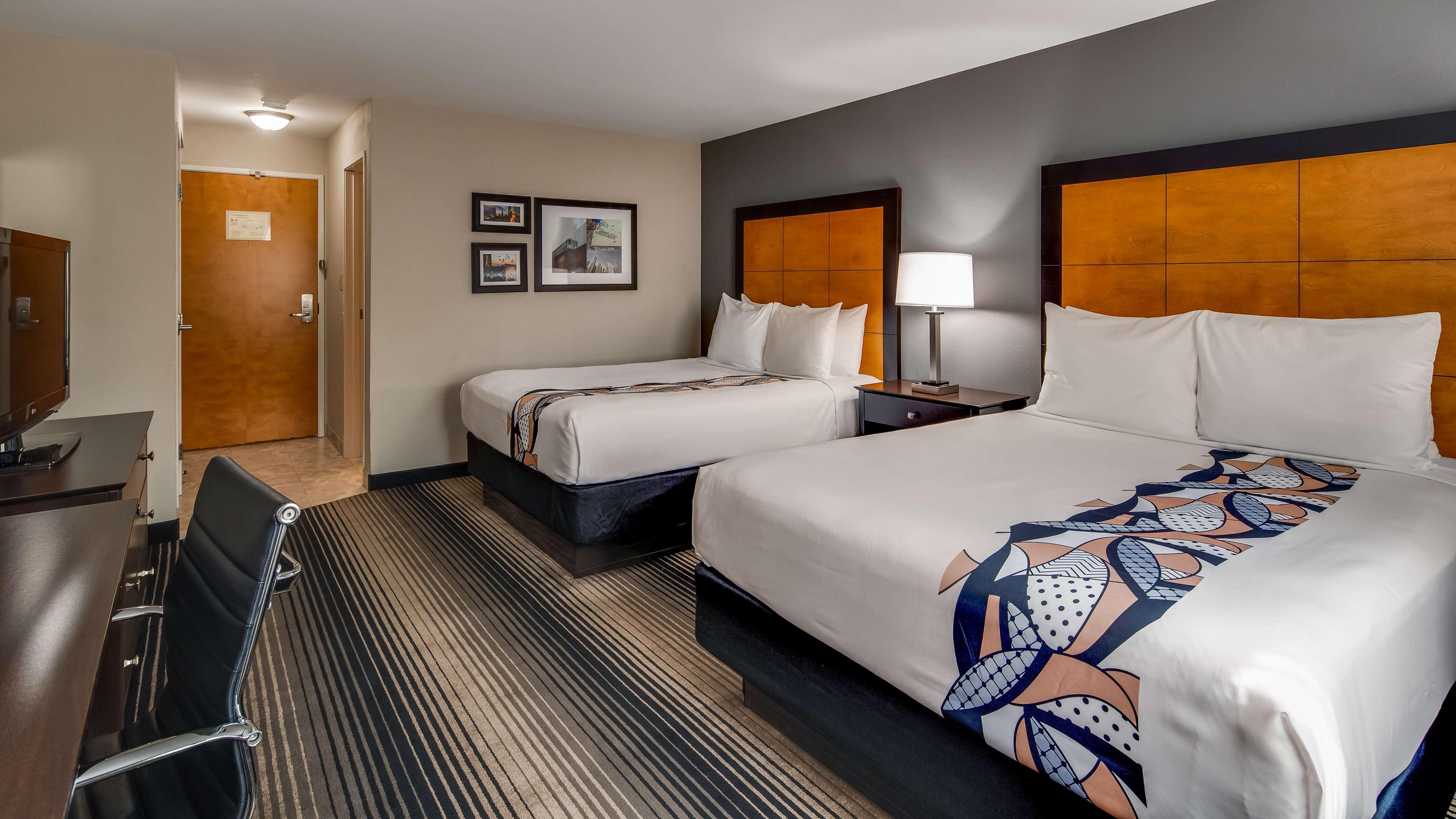 Best Western Plus Hyde Park Chicago Hotel Bagian luar foto