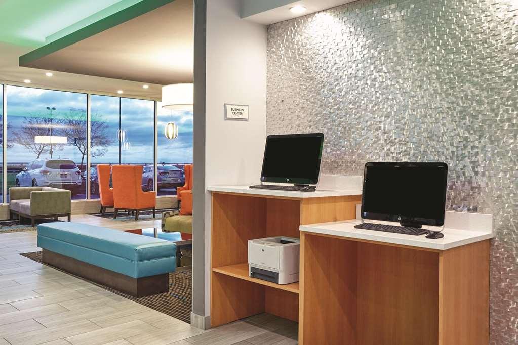 Best Western Plus Hyde Park Chicago Hotel Bagian luar foto