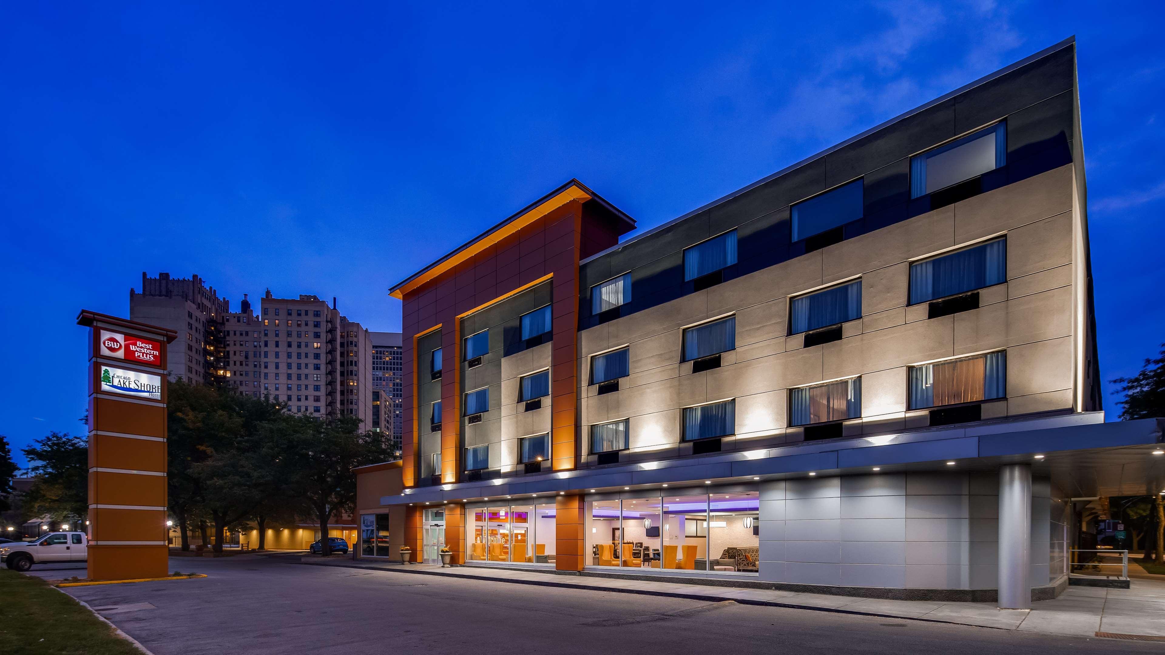 Best Western Plus Hyde Park Chicago Hotel Bagian luar foto