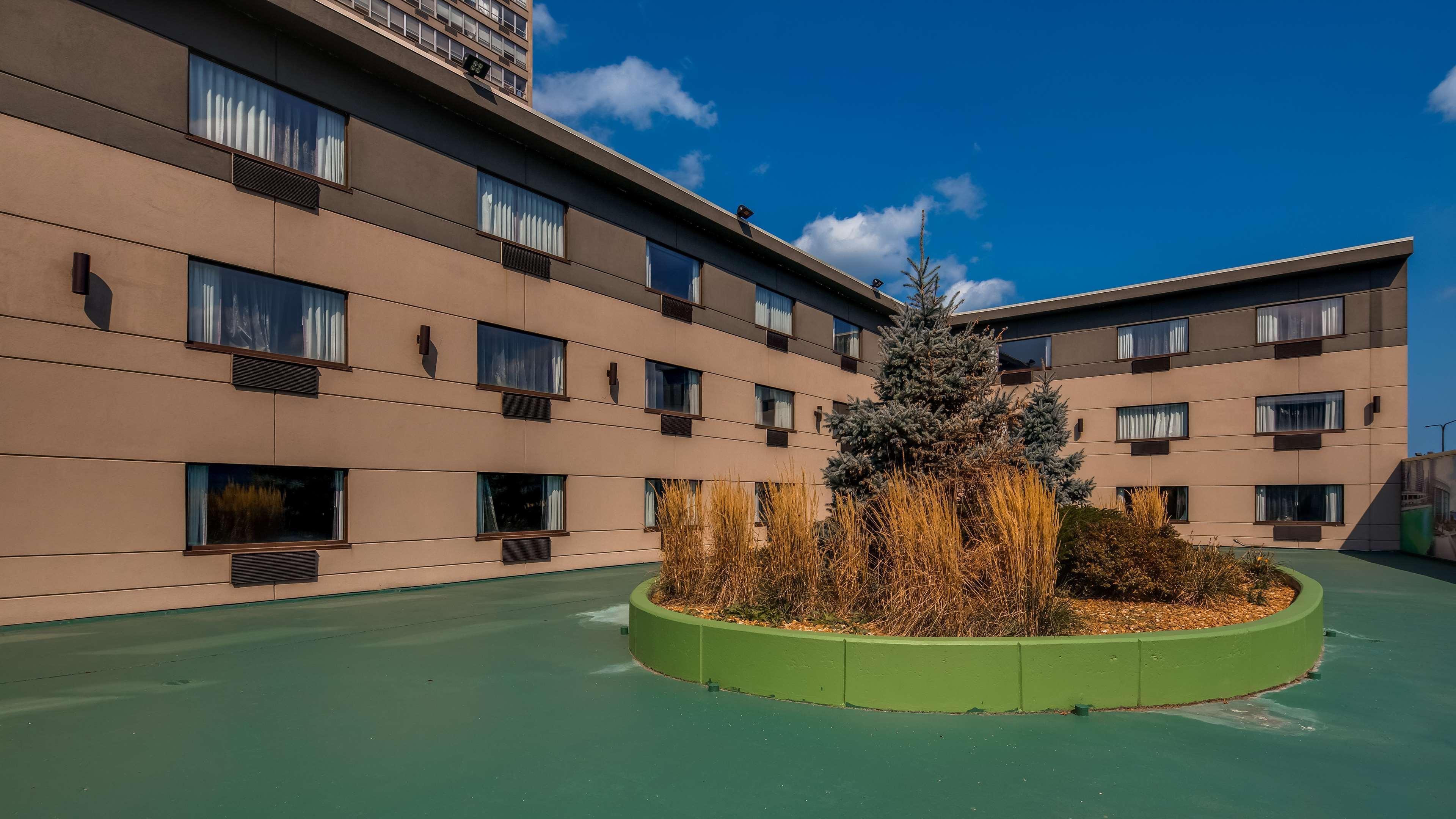 Best Western Plus Hyde Park Chicago Hotel Bagian luar foto