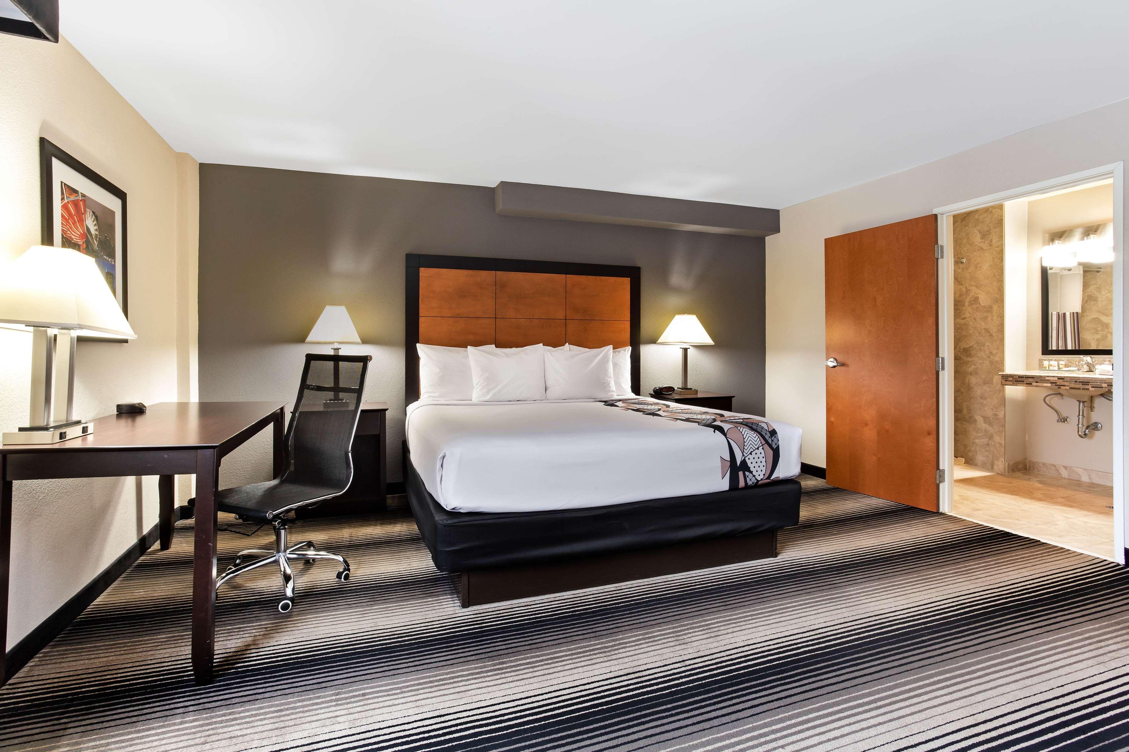 Best Western Plus Hyde Park Chicago Hotel Bagian luar foto