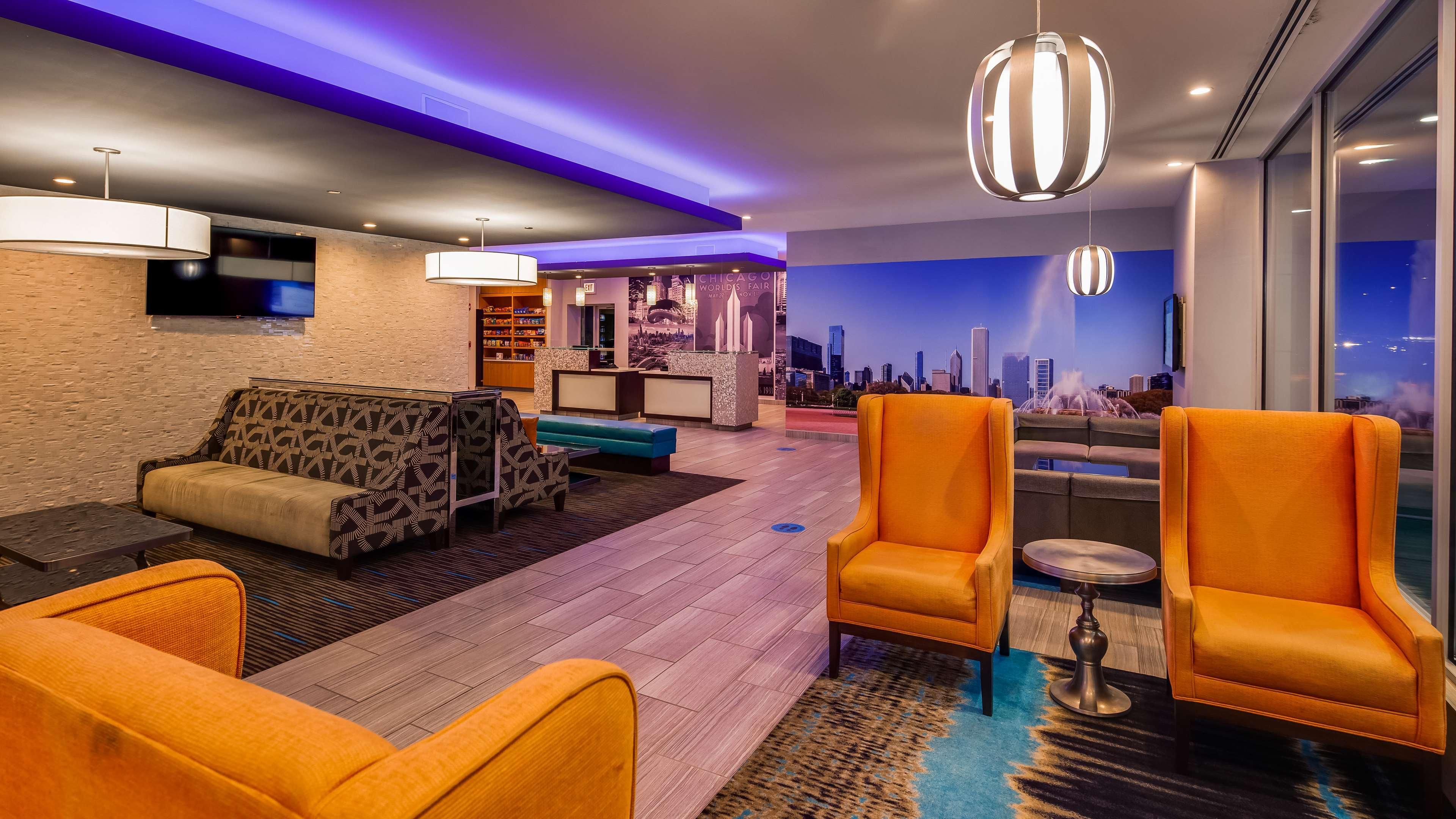 Best Western Plus Hyde Park Chicago Hotel Bagian luar foto
