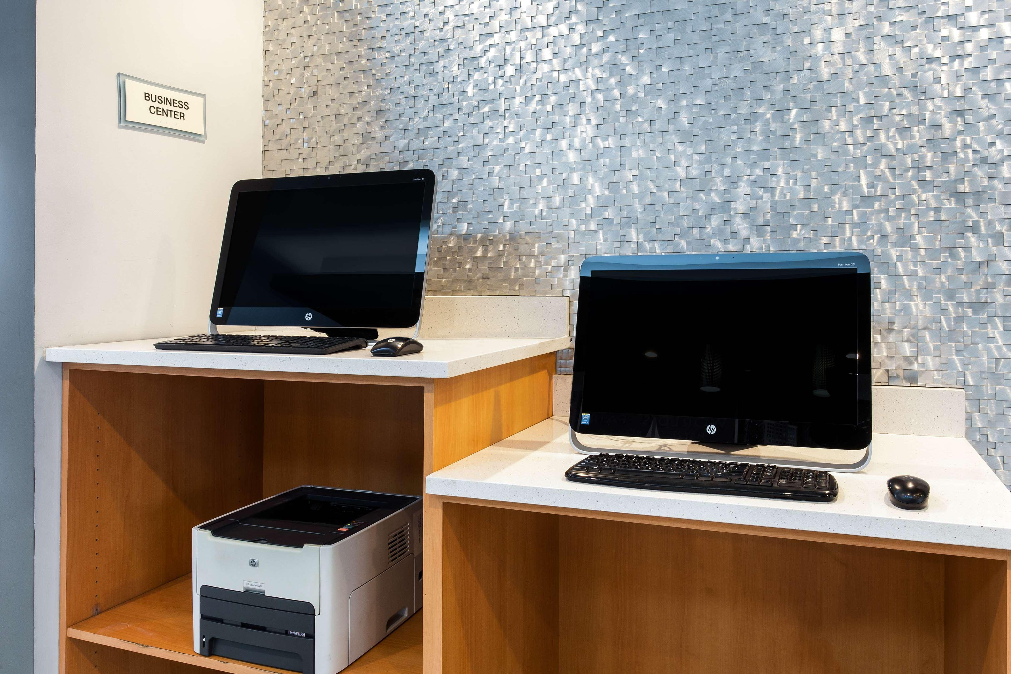 Best Western Plus Hyde Park Chicago Hotel Bagian luar foto