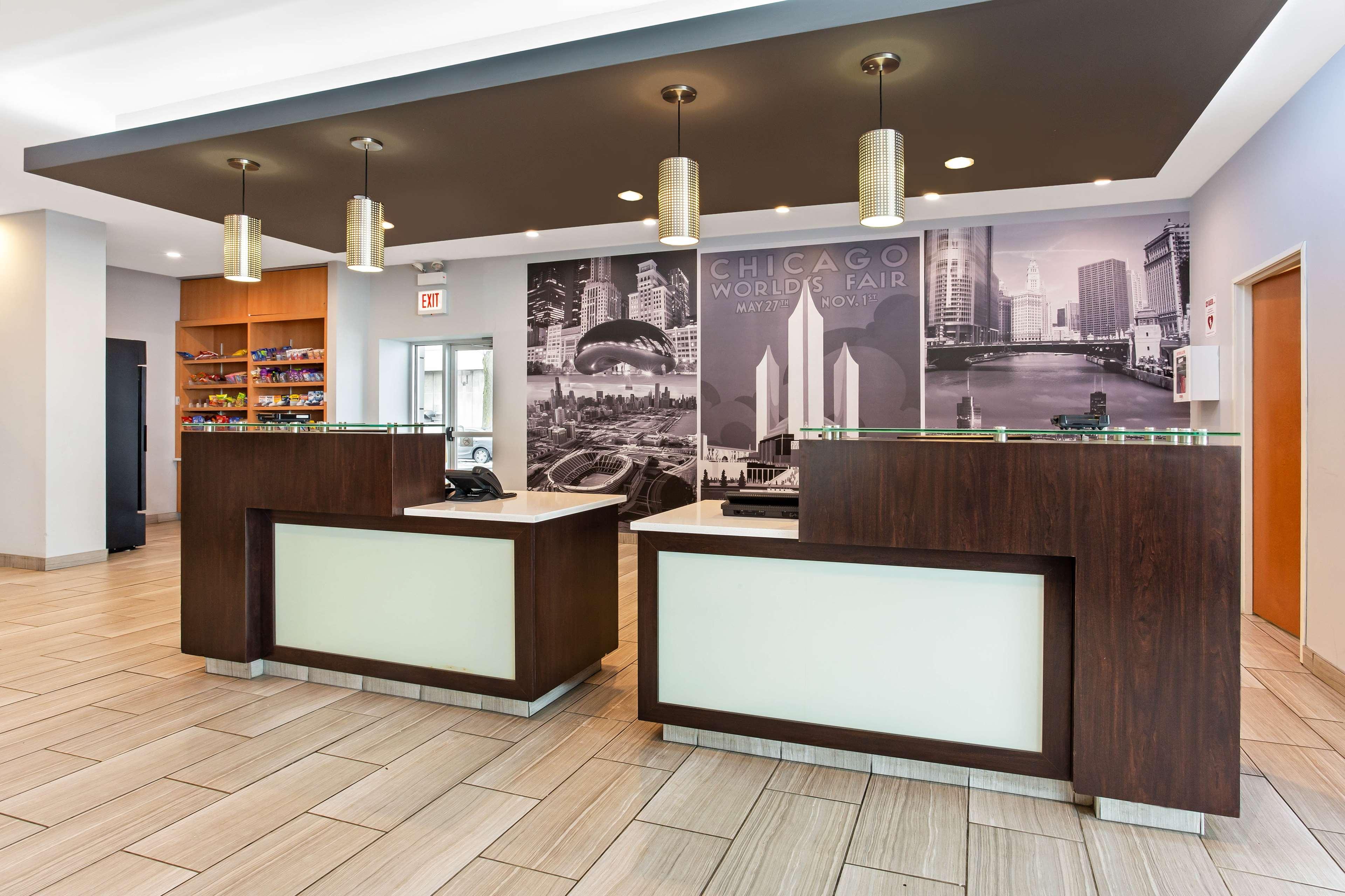 Best Western Plus Hyde Park Chicago Hotel Bagian luar foto