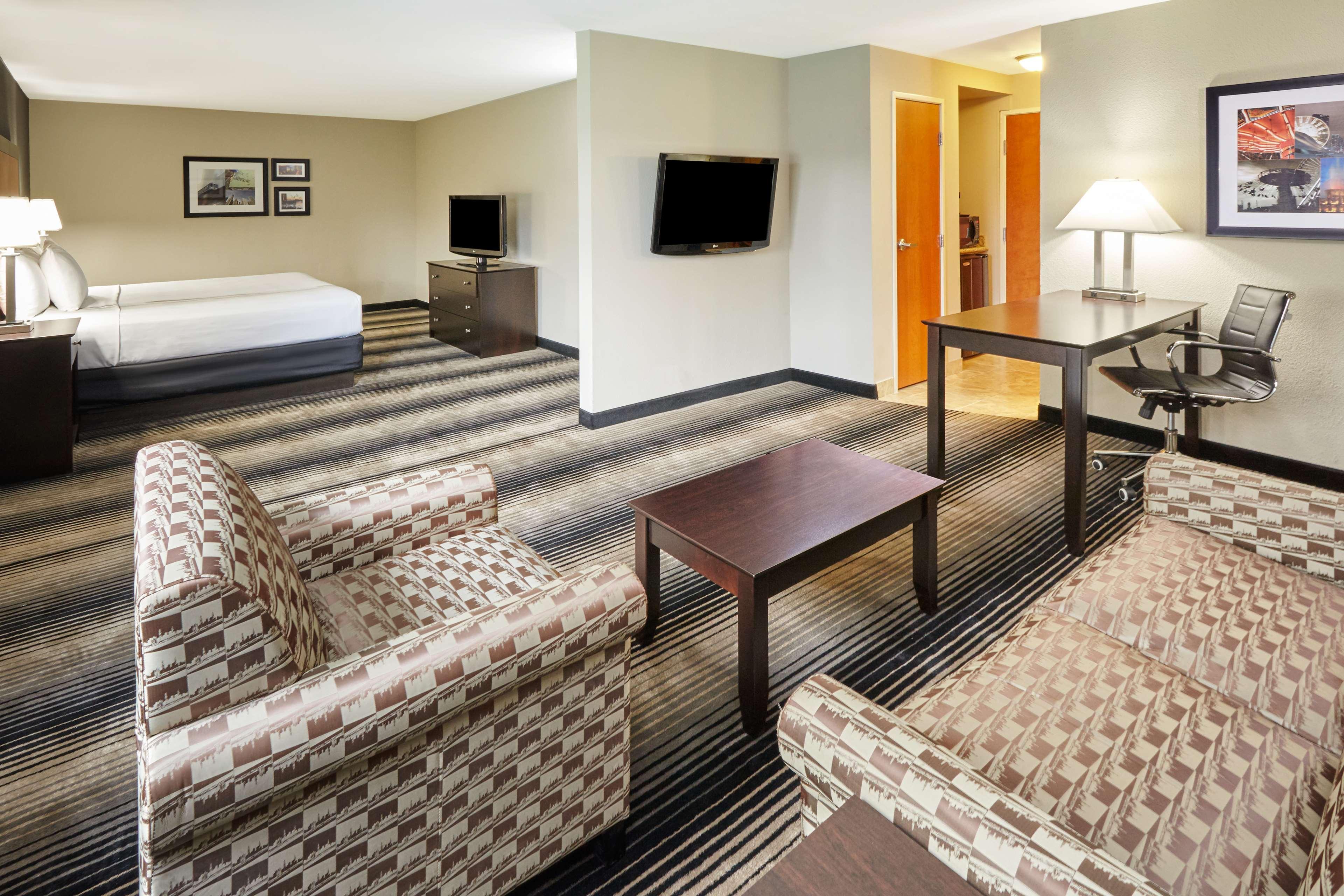 Best Western Plus Hyde Park Chicago Hotel Bagian luar foto