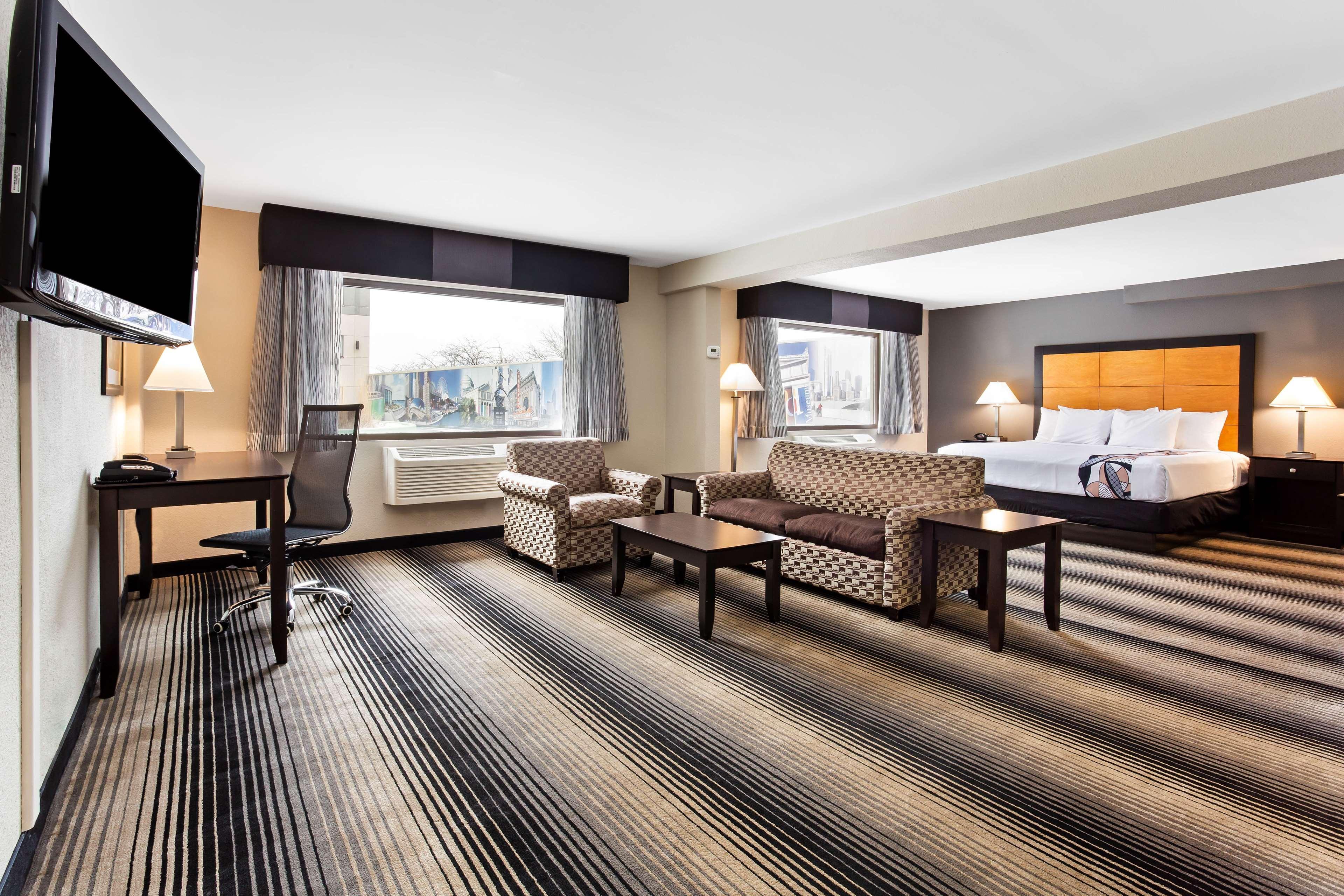 Best Western Plus Hyde Park Chicago Hotel Bagian luar foto